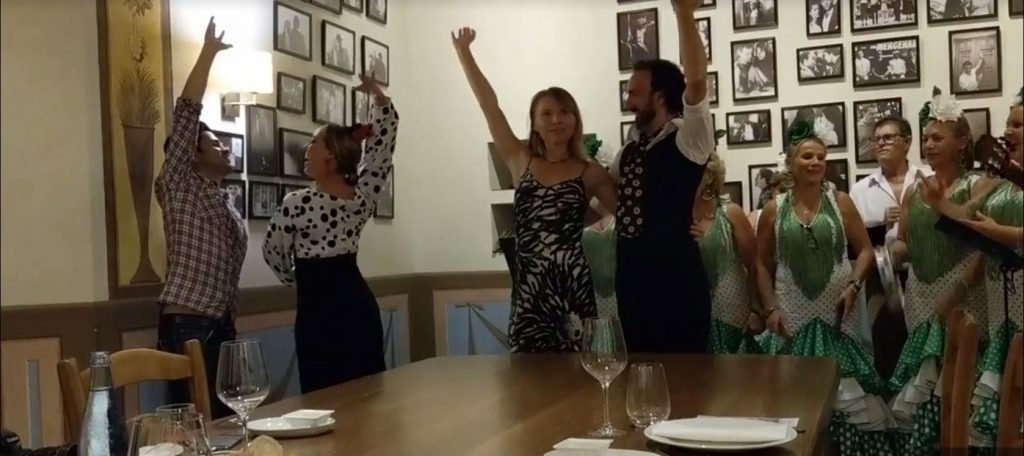 Flamenco dancing at El Pimpi Restaurant